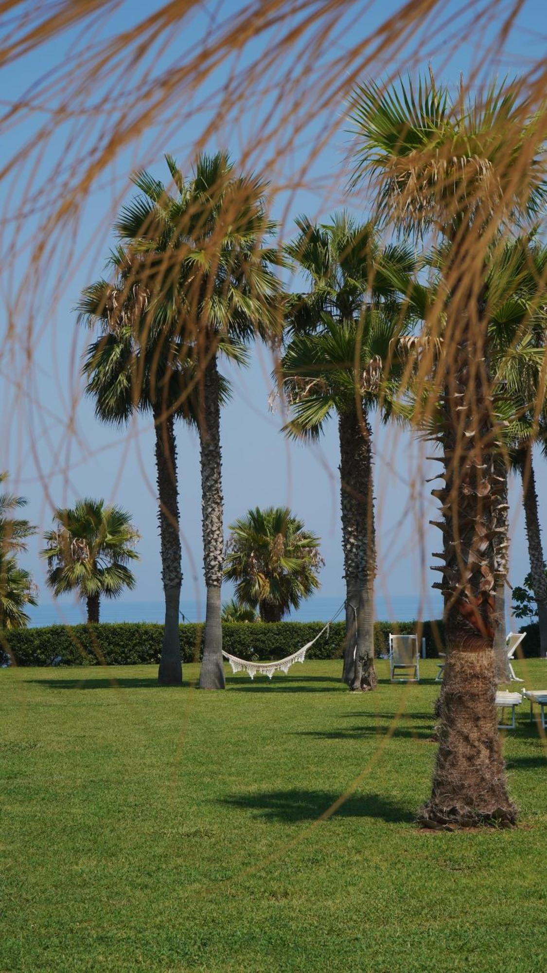 Infinity Resort Tropea ปาร์เกลียา ภายนอก รูปภาพ