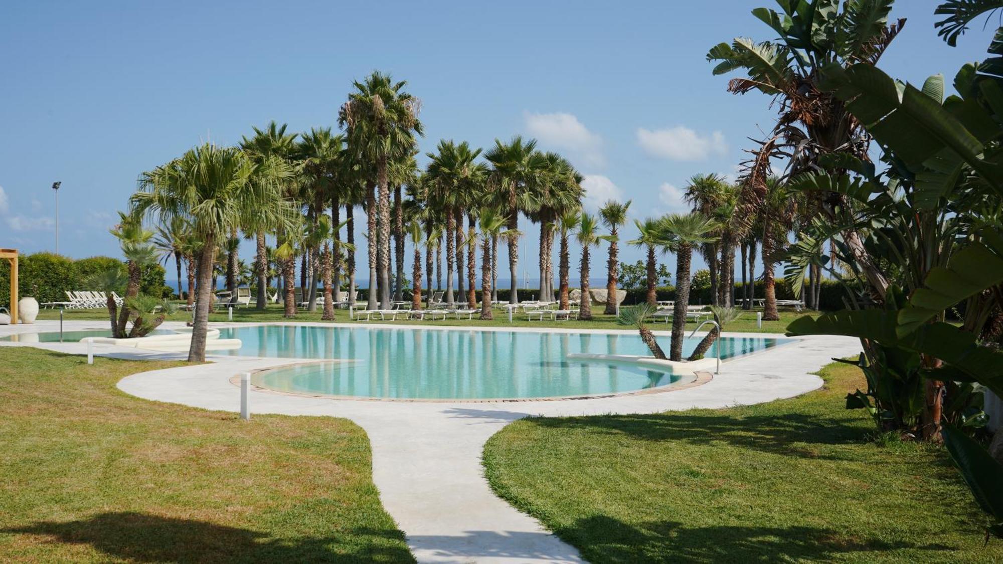 Infinity Resort Tropea ปาร์เกลียา ภายนอก รูปภาพ