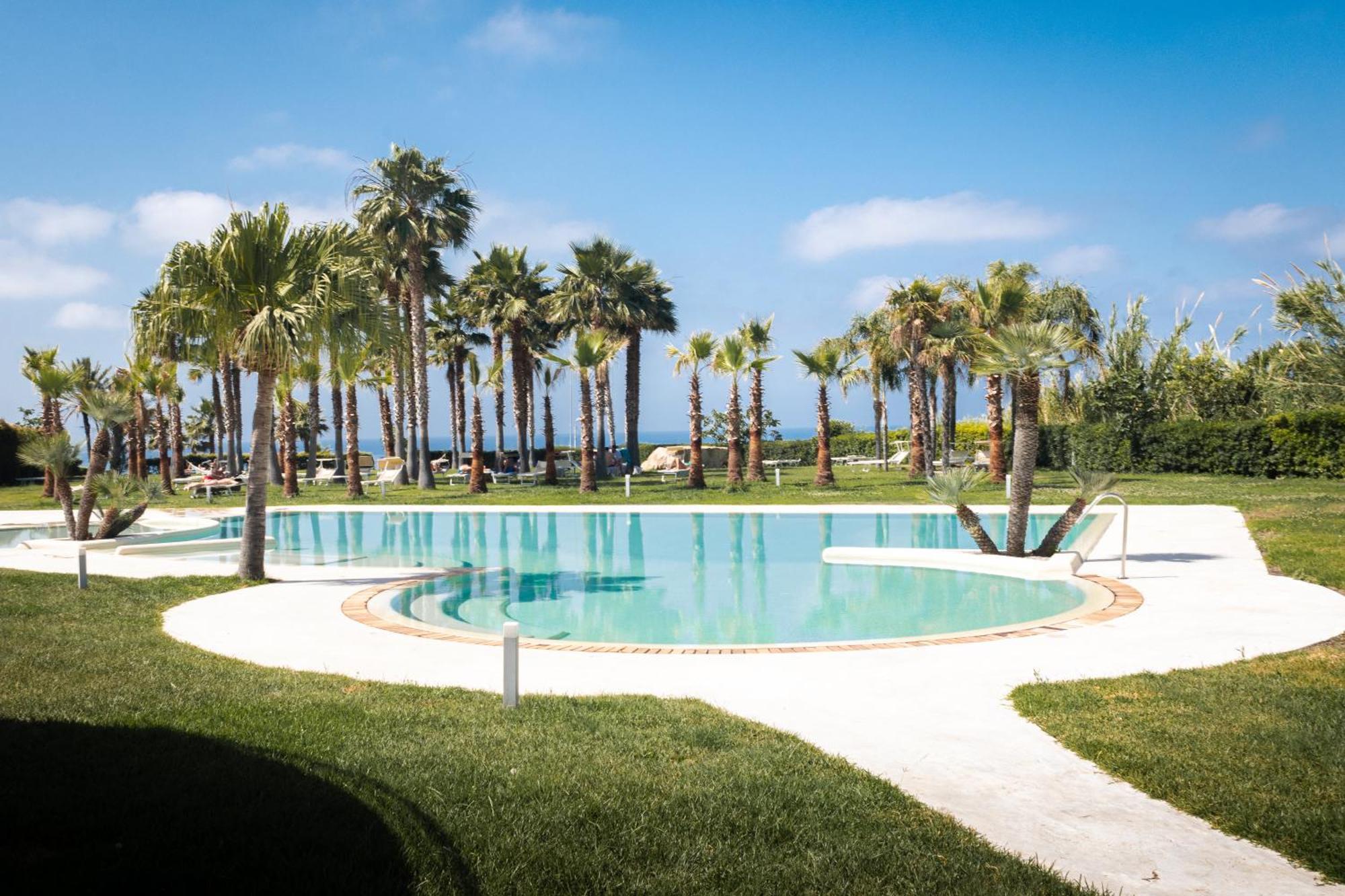 Infinity Resort Tropea ปาร์เกลียา ภายนอก รูปภาพ